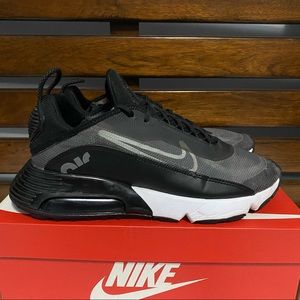 NIKE AIR MAX 2090 **Sz 12**